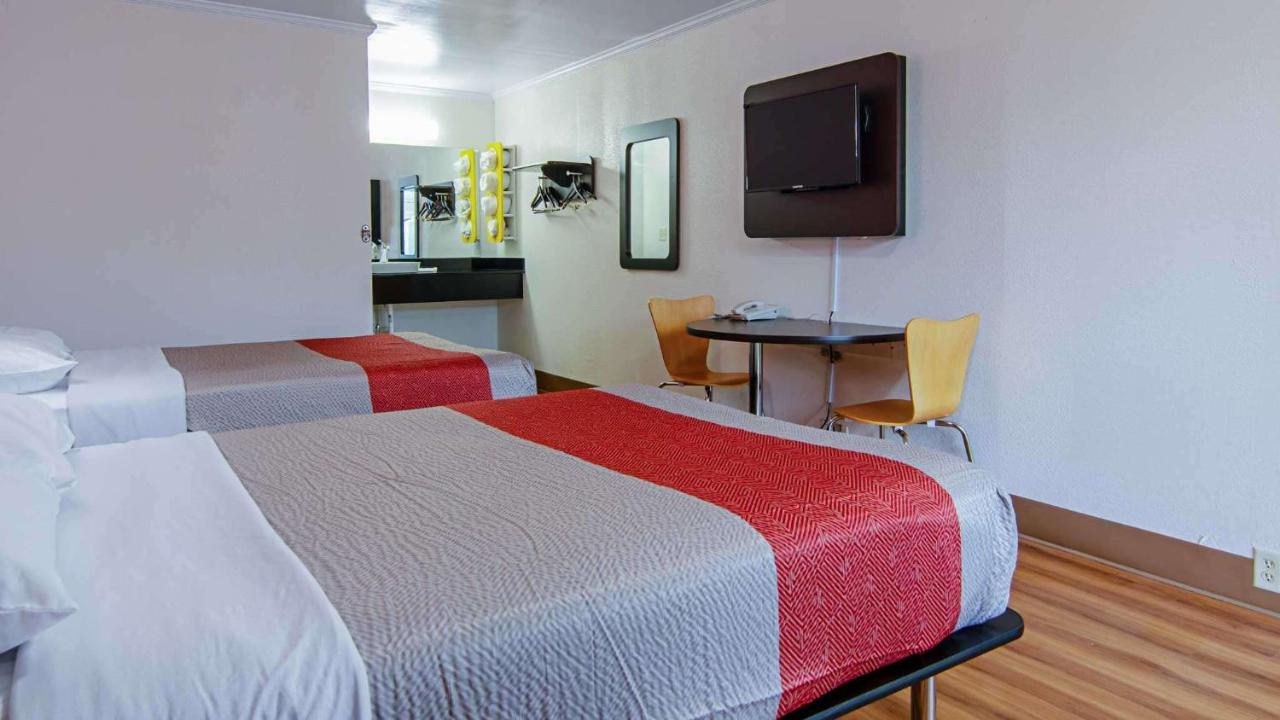 Motel 6-Bay Minette, Al Buitenkant foto